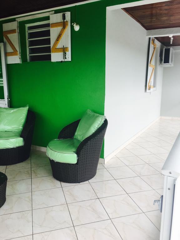 Le Papillon Apartment Le Moule Bagian luar foto