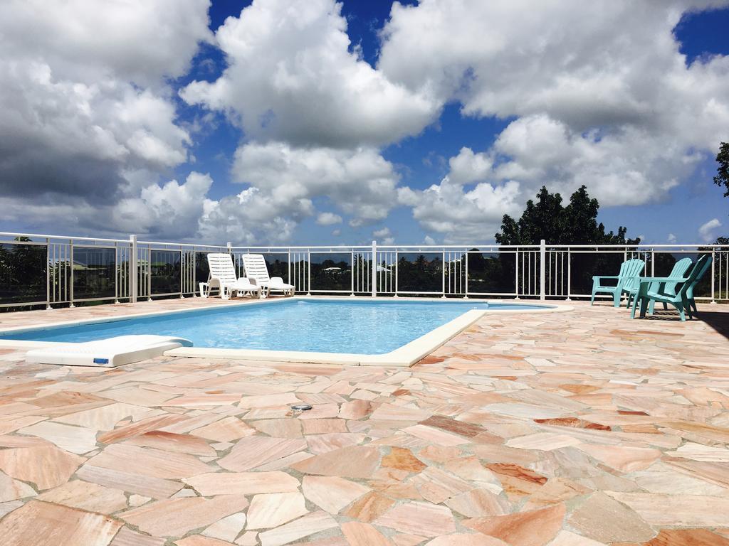 Le Papillon Apartment Le Moule Bagian luar foto